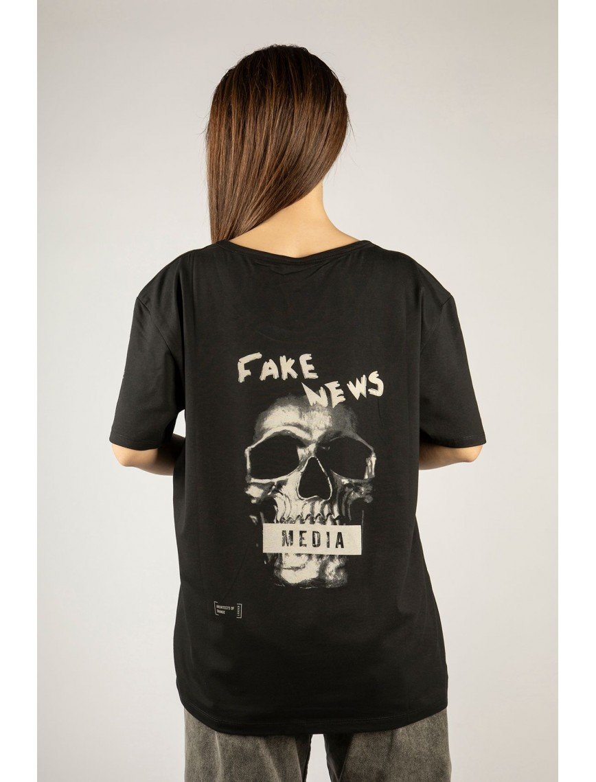 Woxxo Fake News Baskılı Unisex Oversize T-Shirt -Siyah Lycralı Modal/Pamuk Woxxo Fake News Baskılı Unisex Oversize T-Shirt -Siyah Lycralı Modal/Pamuk