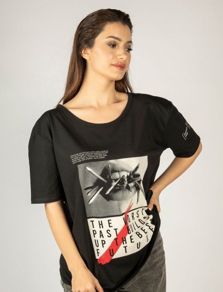 Woxxo The future Baskılı Unisex Oversize T-Shirt -Siyah Lycralı Modal/Pamuk Woxxo The future Baskılı Unisex Oversize T-Shirt -Siyah Lycralı Modal/Pamuk